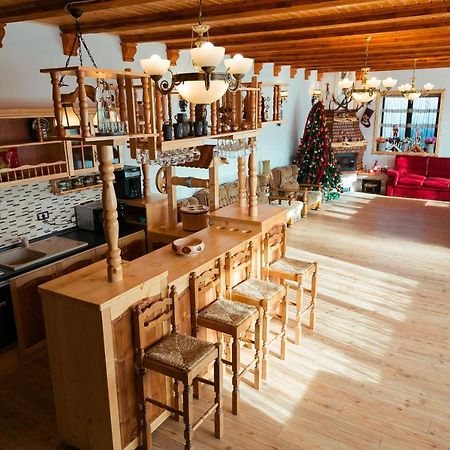 Agropensiunea Casa Nica Margineni  Exteriör bild