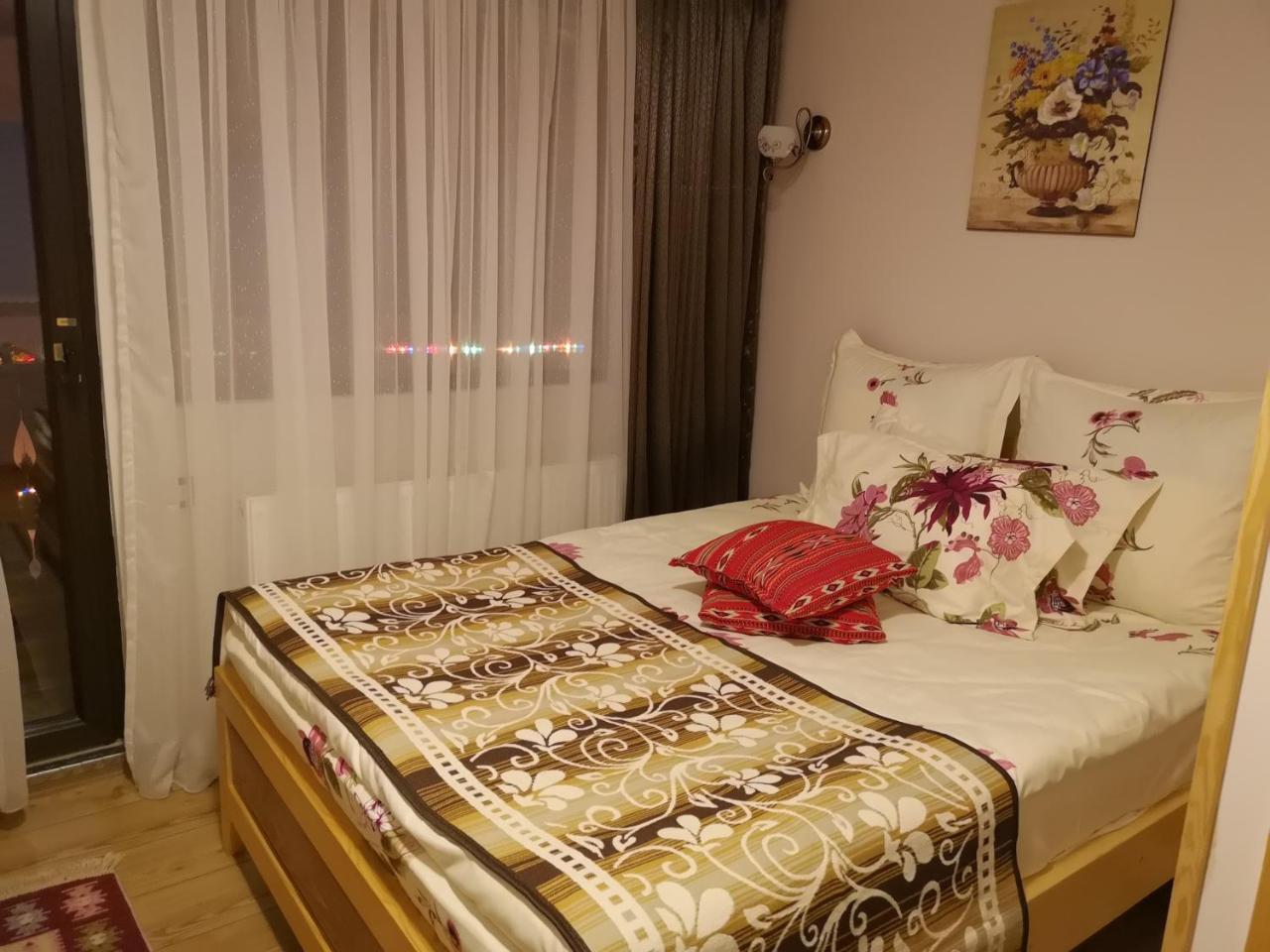Agropensiunea Casa Nica Margineni  Exteriör bild